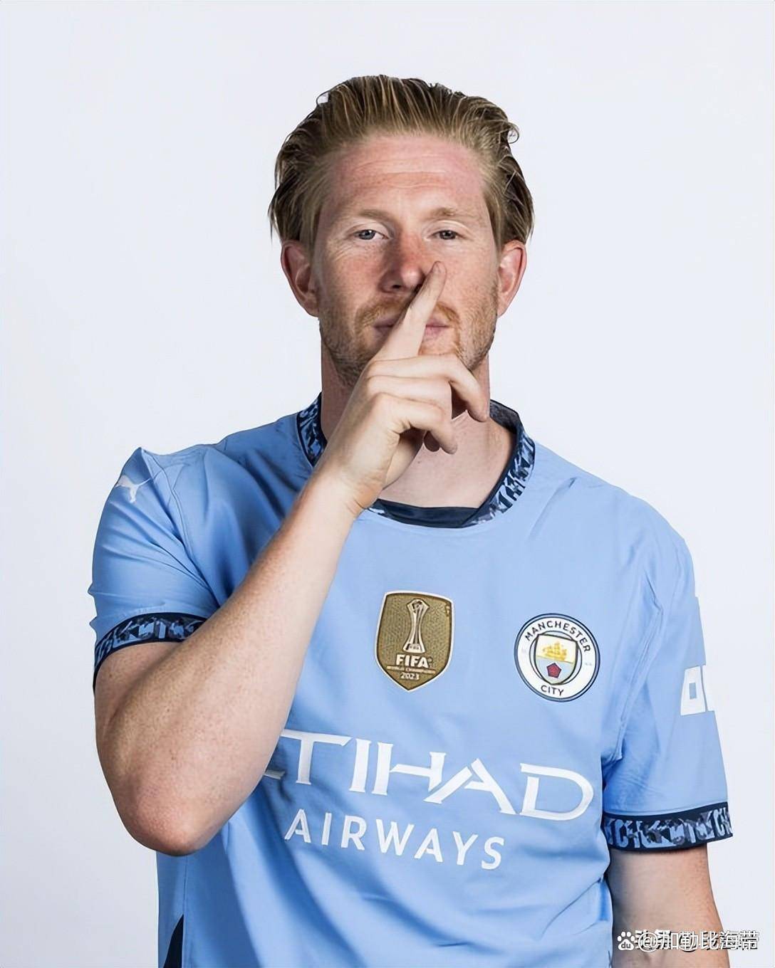 星空体育入口-C罗巅峰对决，德布劳内与40激战日本队分钟，关键助攻胜负难料！