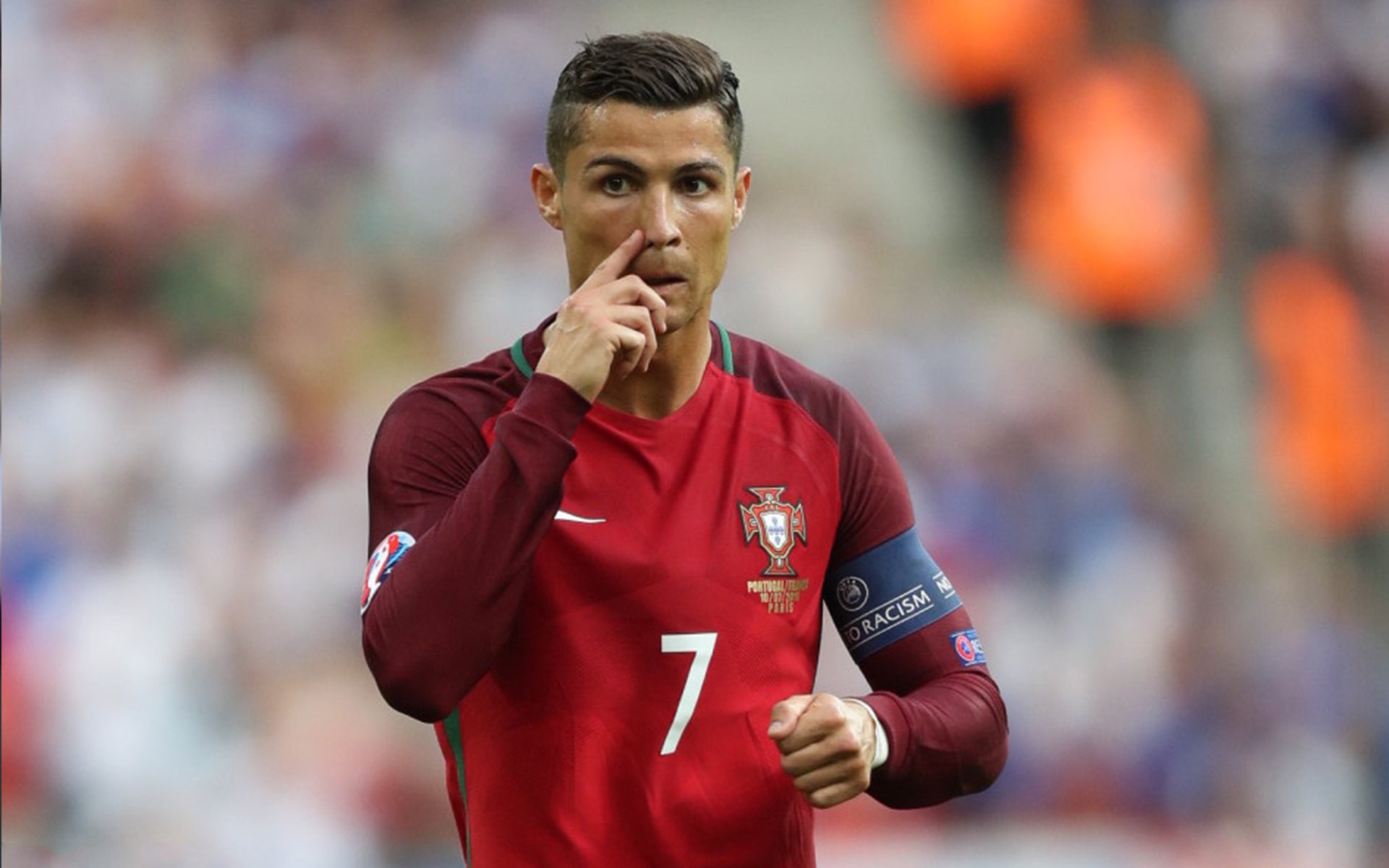 星空体育入口-字母哥连续七场比赛得分超过晋级下一阶段，快船不断突破！观众掌声雷动